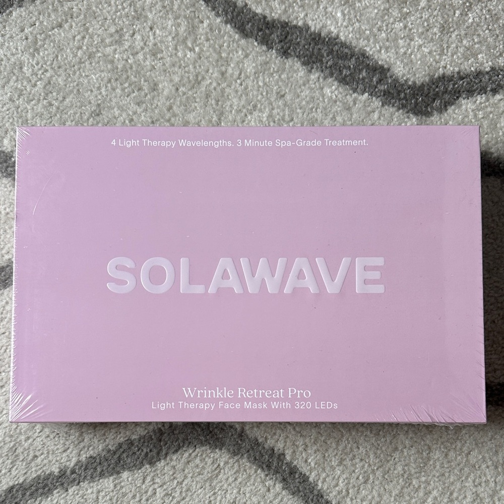 Solawave LED Facial Beauty Mask– NEW in original packaging